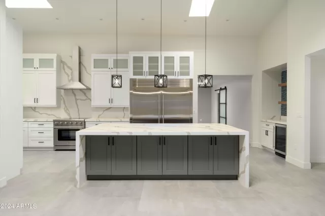 MLS: 6723414 Condo For Sale