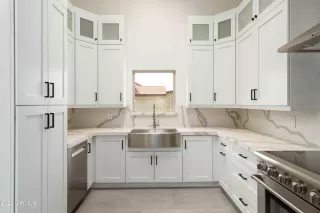 Photo #4: 6723414 Listing 