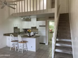 Photo #2: 6723606 Listing