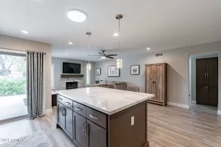 Photo #3: 6723785 Listing