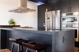 Photo #2: 6723931 Listing 