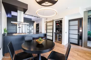 Photo #3: 6723931 Listing 