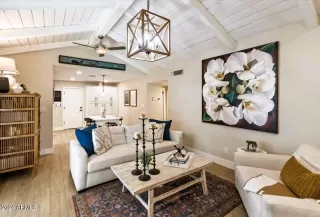 Photo #2: 6724126 Listing 