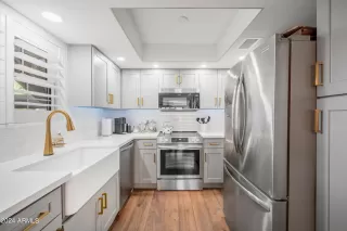 Photo #4: 6724148 Listing