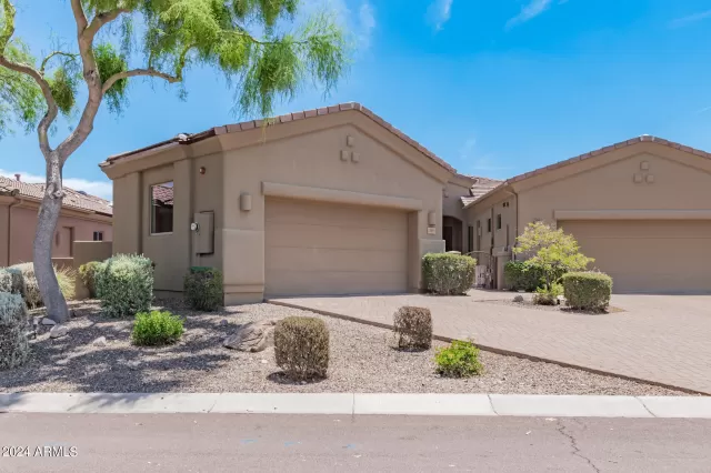 MLS: 6724876 Condo For Sale