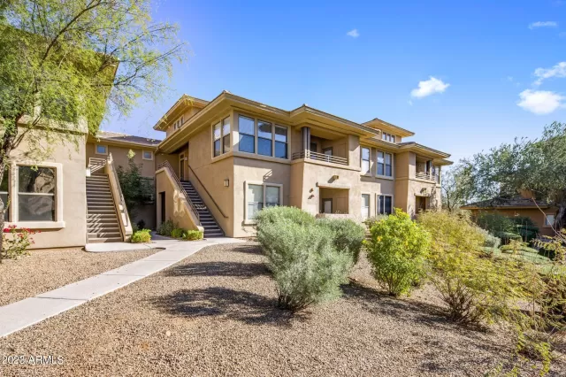 MLS: 6725072 Condo For Sale