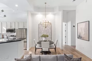 Photo #4: 6725423 Listing