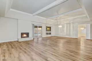 Photo #6: 6725429 Listing 