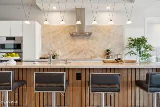 Photo #1: 6725497 Listing 