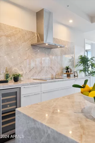 Photo #2: 6725497 Listing 