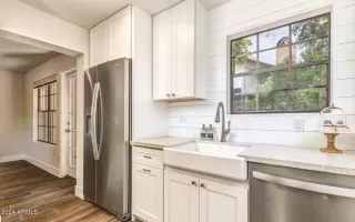 Photo #5: 6725538 Listing