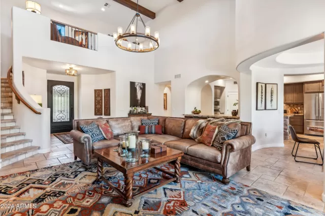 MLS: 6725958 Condo For Sale