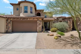 Photo #4: 6725958 Listing