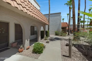 Photo #1: 6726151 Listing