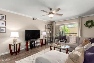 Photo #6: 6726251 Listing 