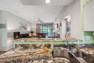 Photo #3: 6726487 Listing