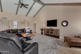 Photo #4: 6726495 Listing 