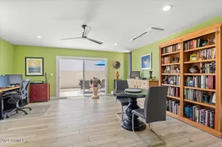 Photo #6: 6726882 Listing