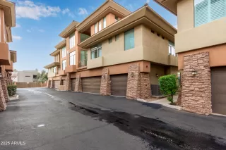 Photo #1: 6727148 Listing