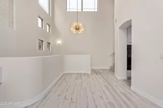 Photo #6: 6727148 Listing