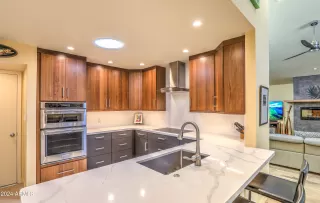 Photo #5: 6727193 Listing