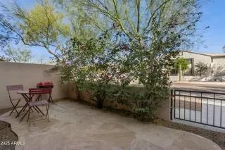 Photo #6: 6727235 Listing