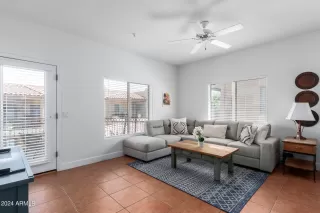 Photo #2: 6727309 Listing 