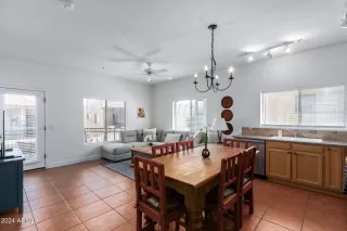 Photo #5: 6727309 Listing 