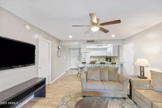 Photo #4: 6727517 Listing