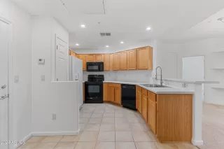 Photo #3: 6727525 Listing