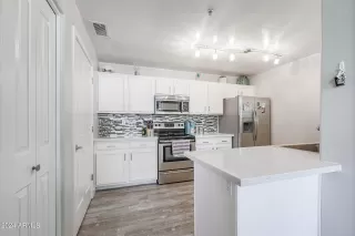 Photo #5: 6727532 Listing 