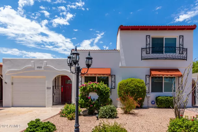 MLS: 6727558 Condo For Sale