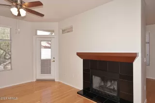 Photo #4: 6727695 Listing