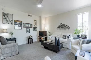 Photo #2: 6727953 Listing