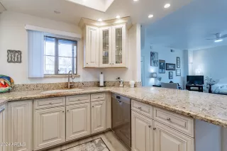 Photo #4: 6727953 Listing