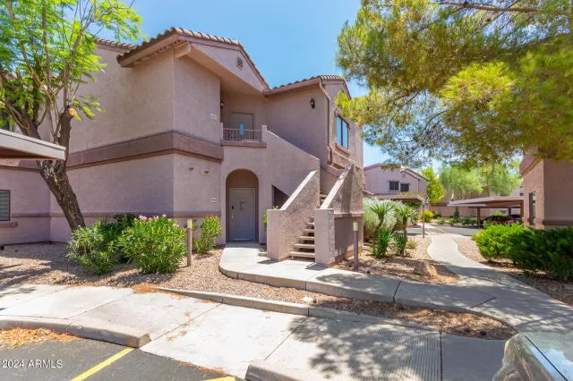 MLS: 6728365 Condo For Sale