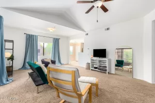 Photo #3: 6728365 Listing 