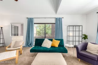 Photo #6: 6728365 Listing 