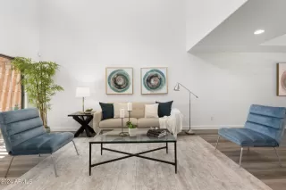 Photo #3: 6728634 Listing