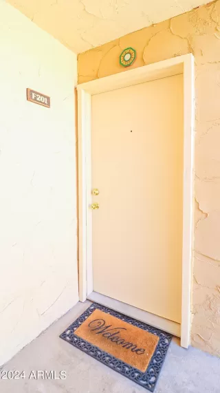 Photo #5: 6728807 Listing