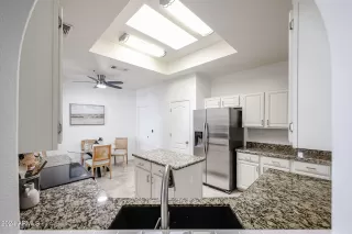 Photo #6: 6728887 Listing 