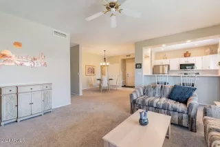 Photo #3: 6729251 Listing