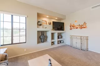 Photo #6: 6729251 Listing