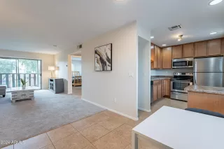Photo #3: 6729675 Listing 
