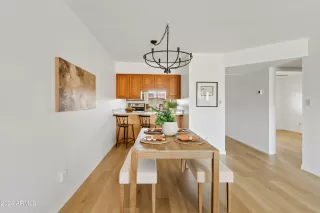 Photo #2: 6730220 Listing 