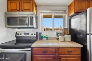 Photo #5: 6730220 Listing 