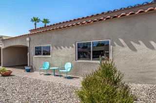 Photo #3: 6730272 Listing