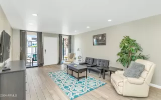 Photo #2: 6730473 Listing 