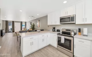 Photo #6: 6730473 Listing 