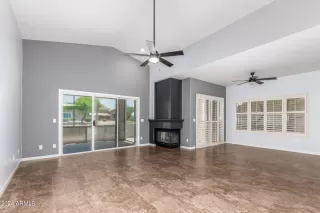 Photo #5: 6730564 Listing